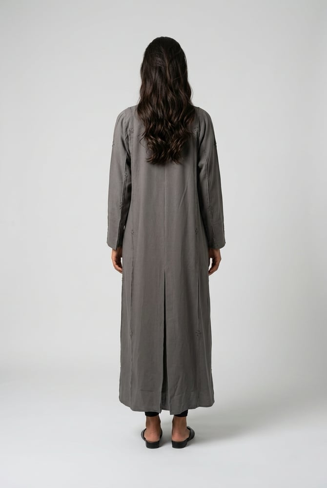 عباية سارة لف