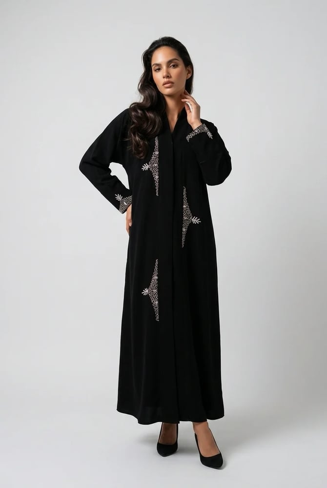 عباية نورة لف