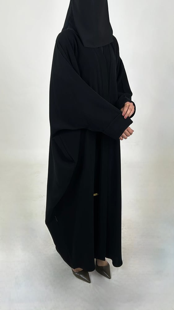 عبايه مشلح زرار