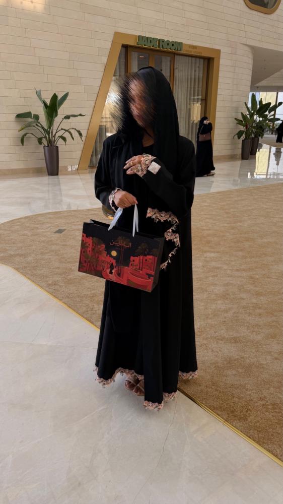 عباية فلاور