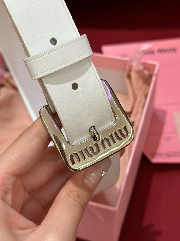 حزام miumiu