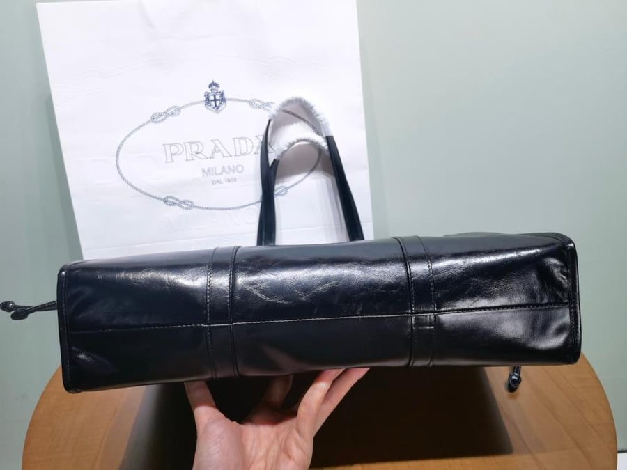 Large leather tote