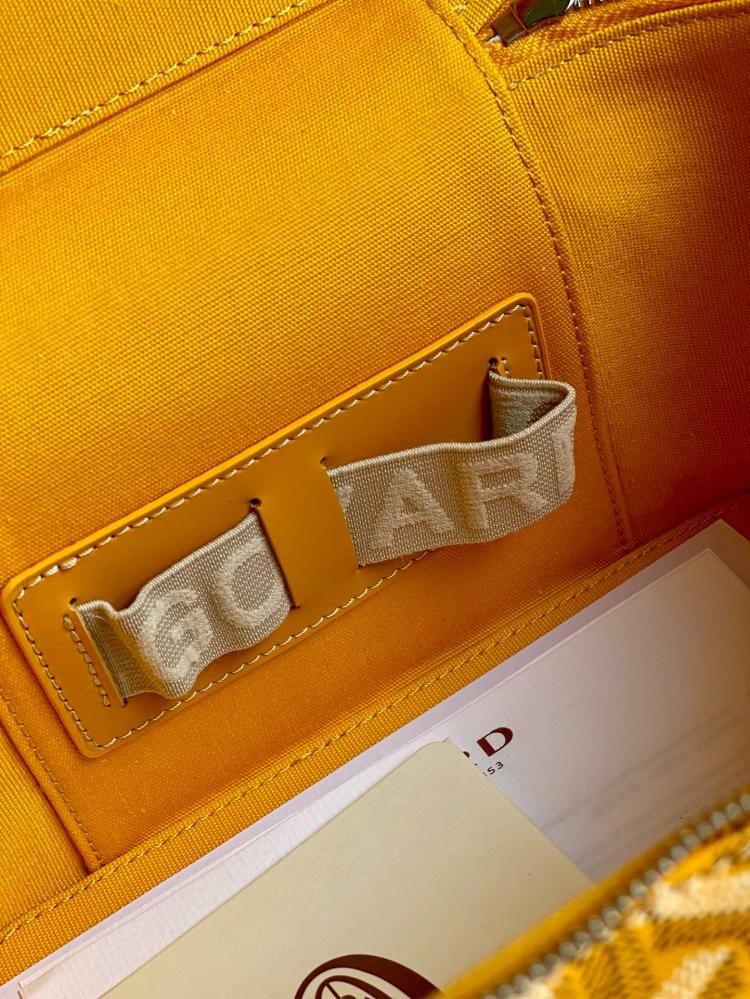 Vanity muse bag