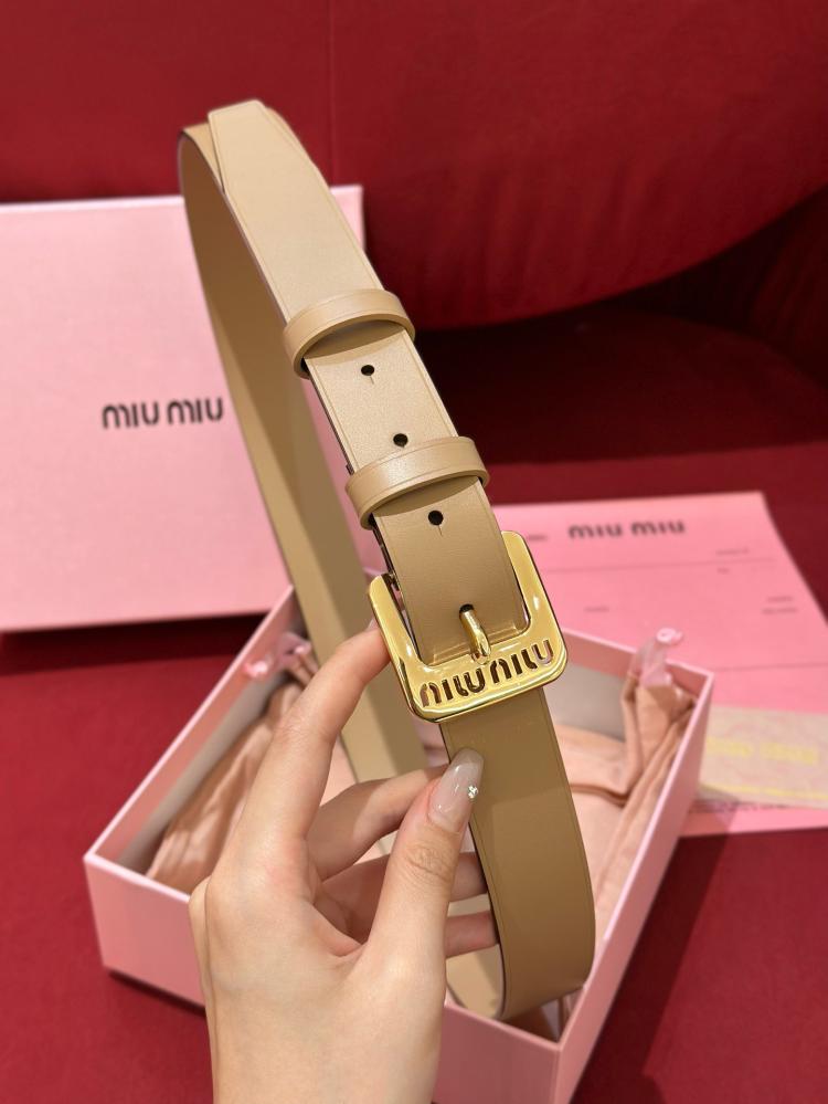حزام miumiu
