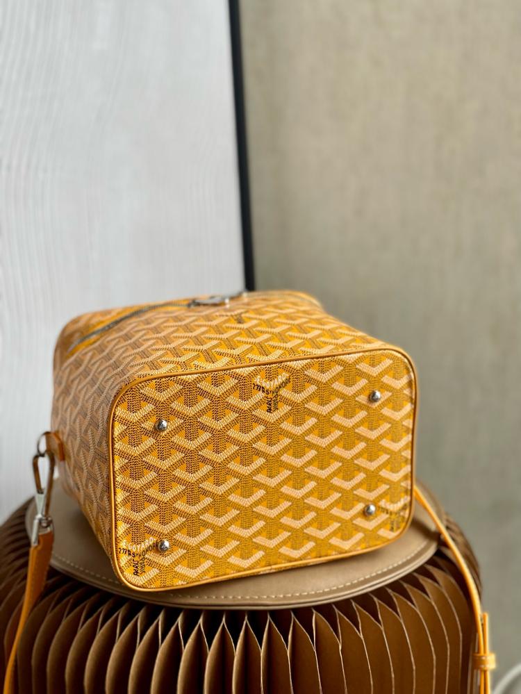 Vanity muse bag