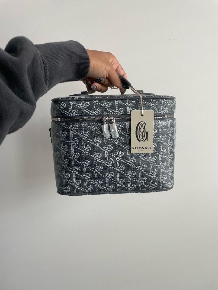 Vanity muse bag