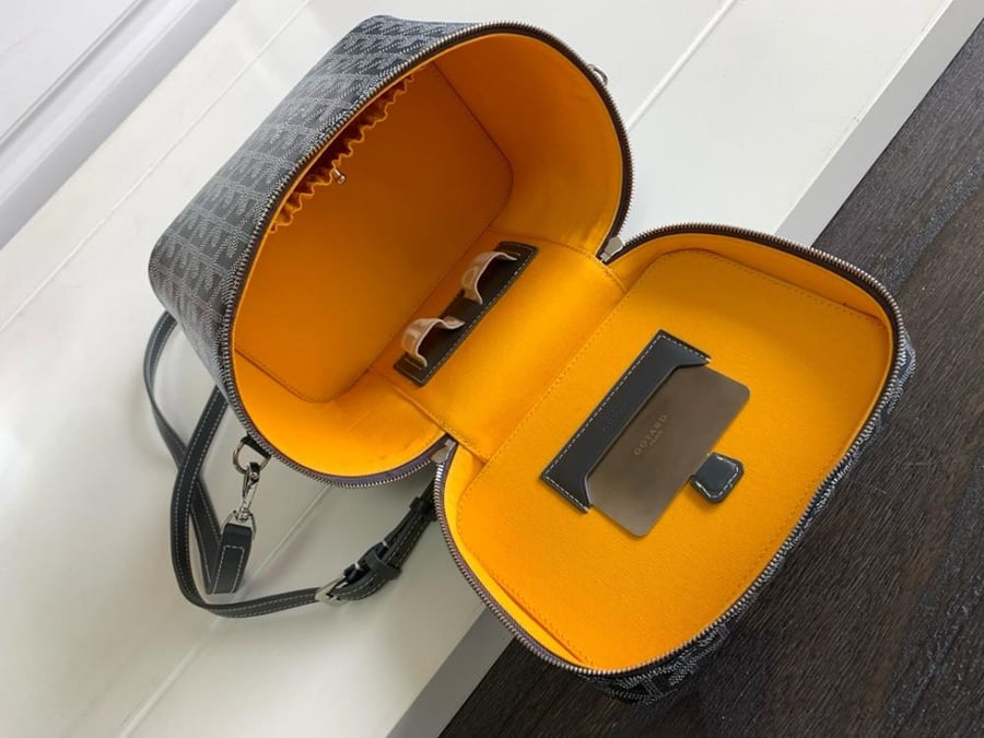 Vanity muse bag