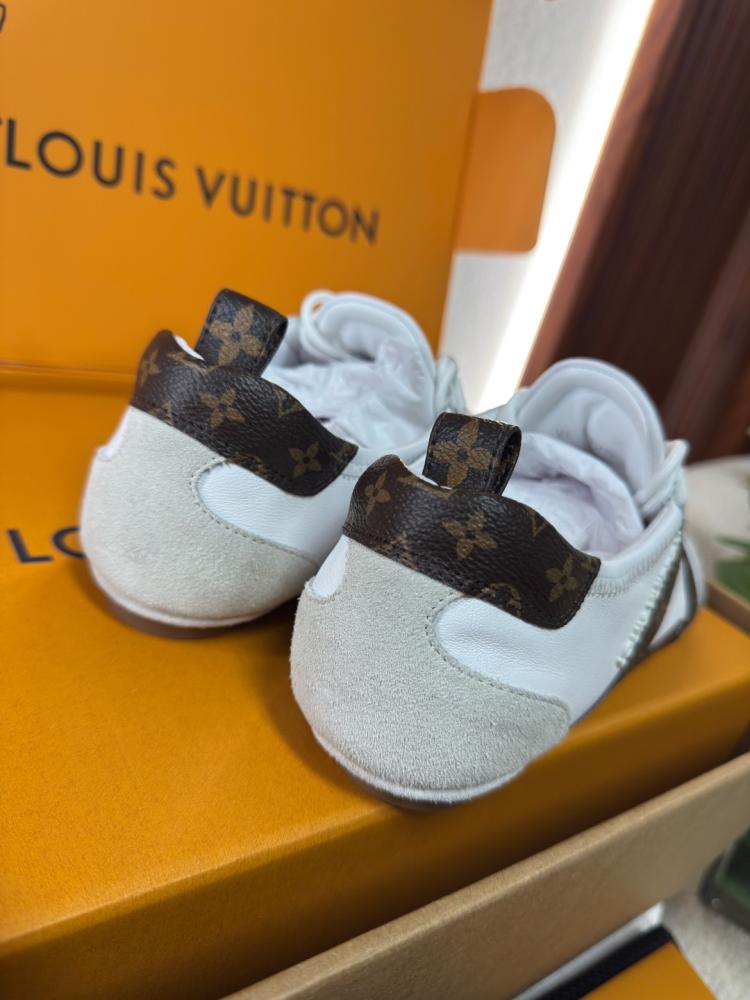Lv sneakerina
