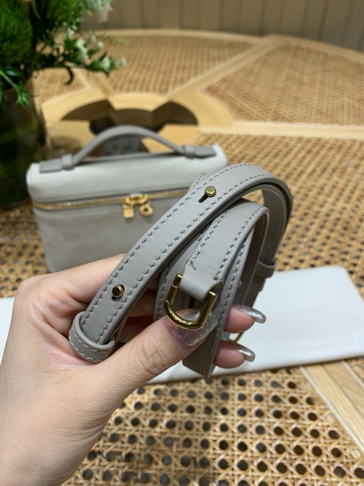 Extra Pocket L19 ليتشي رمادي
