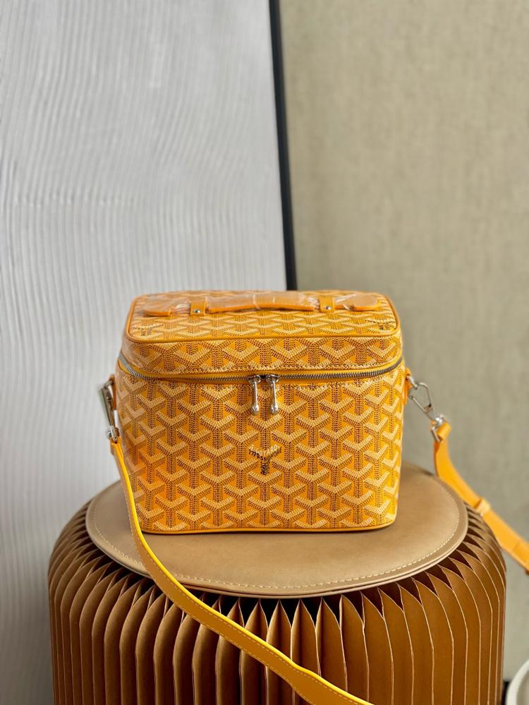 Vanity muse bag