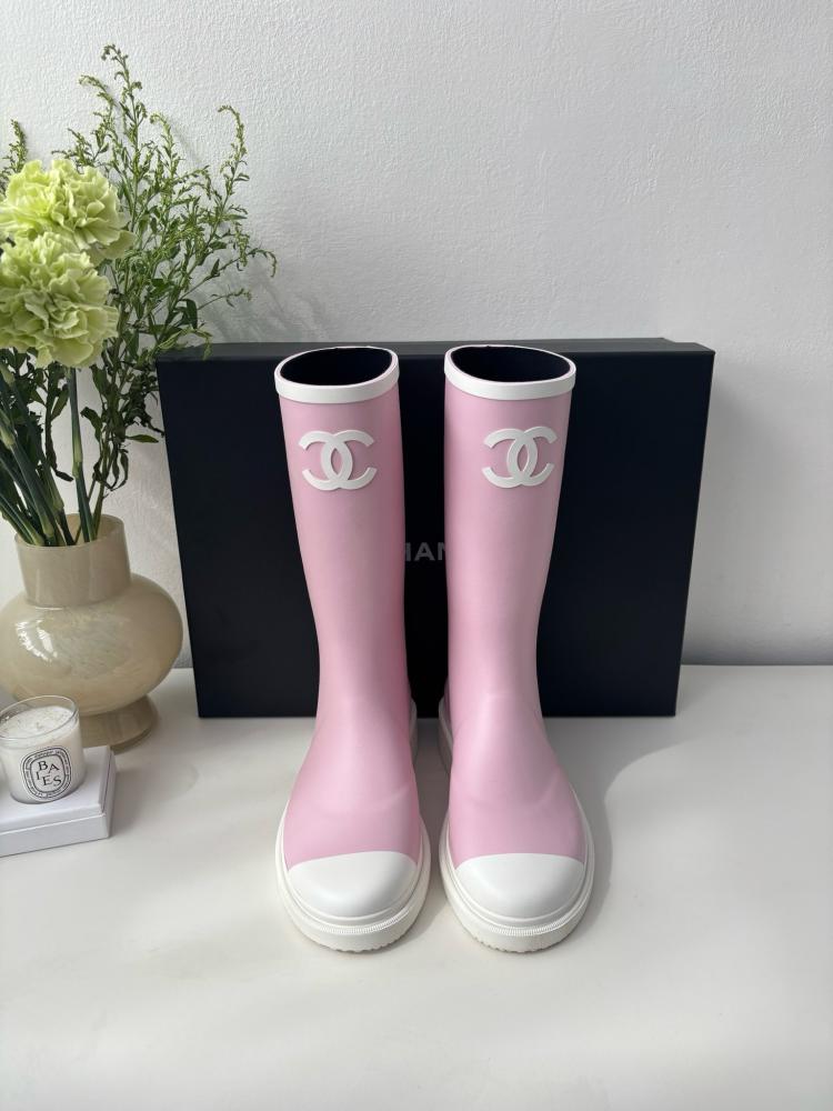 بوت شانيل Rain boots