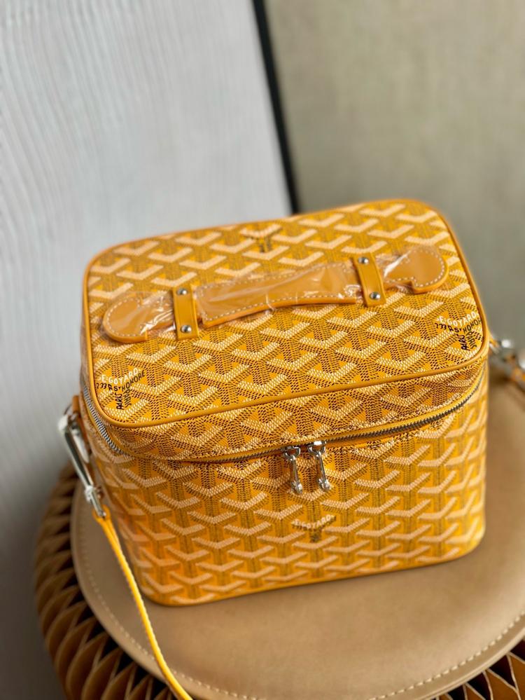 Vanity muse bag