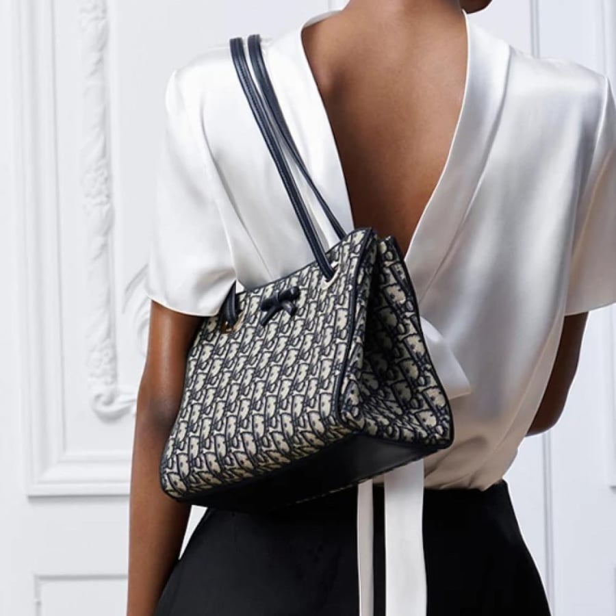 ديور tote bag