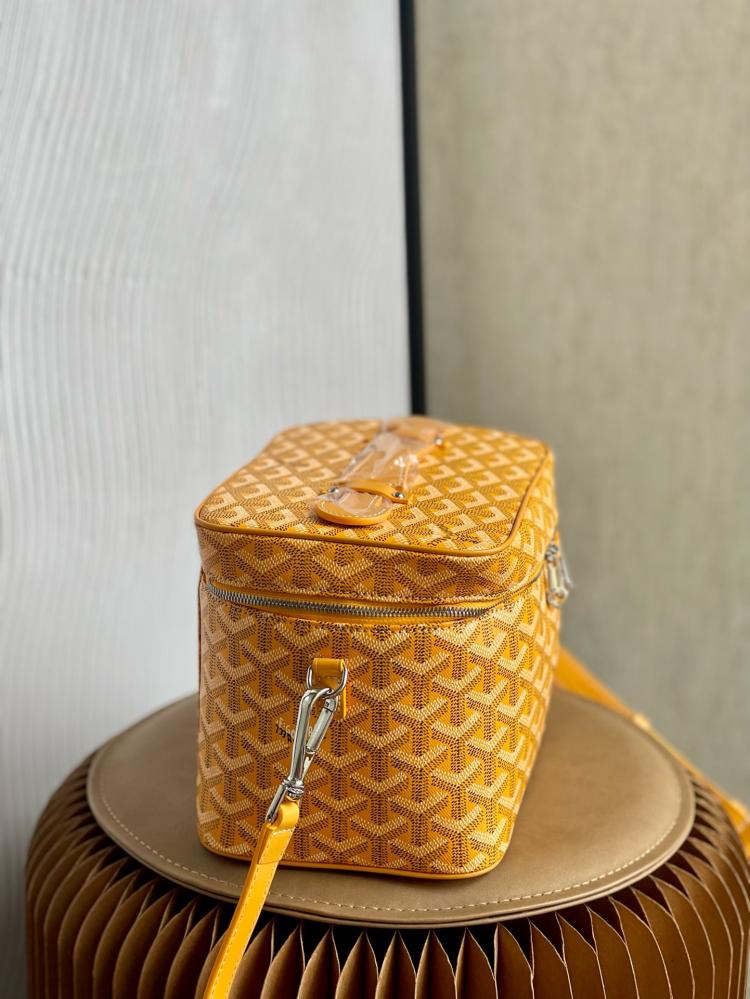 Vanity muse bag