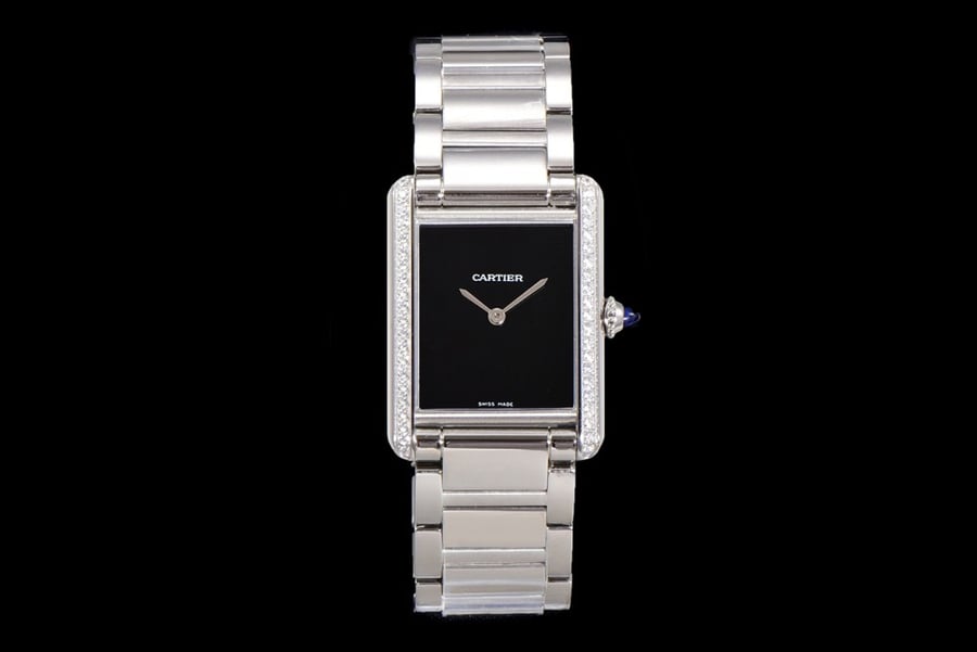 ‏Cartier TANK