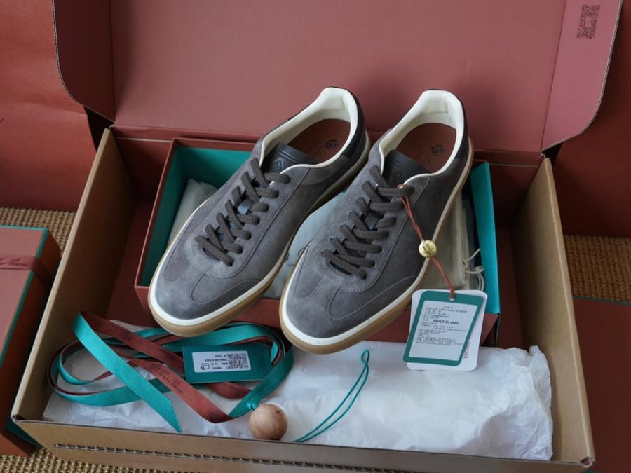 لوروبيانا Tennis walk