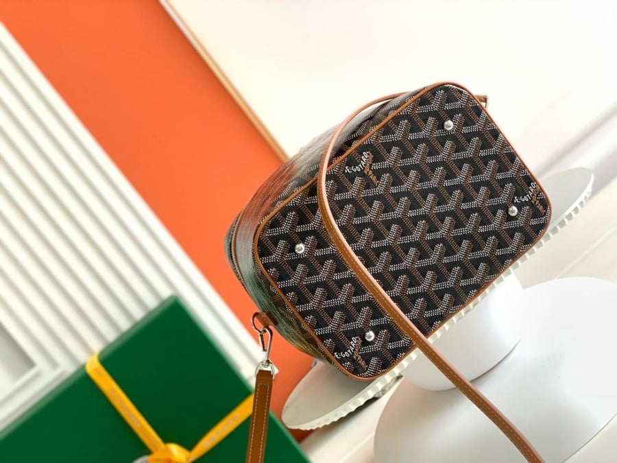 Vanity muse bag