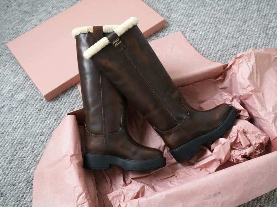 بوت miu miu