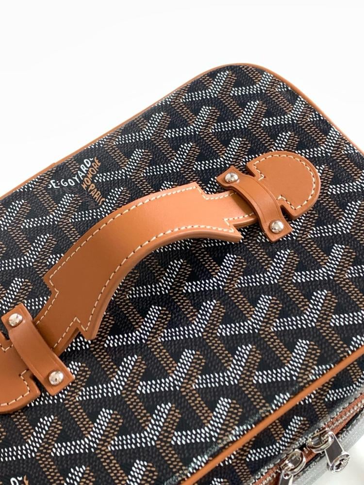 Vanity muse bag
