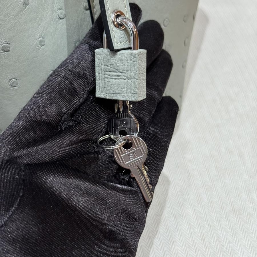 Picotin lock 18
