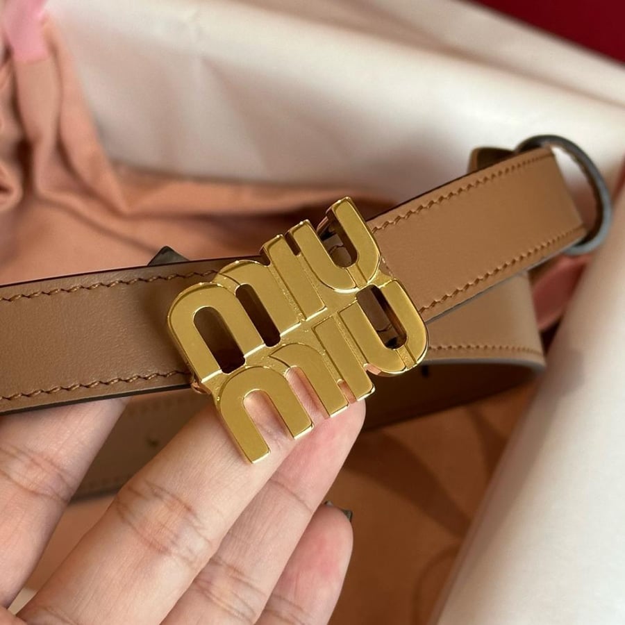 حزام miumiu
