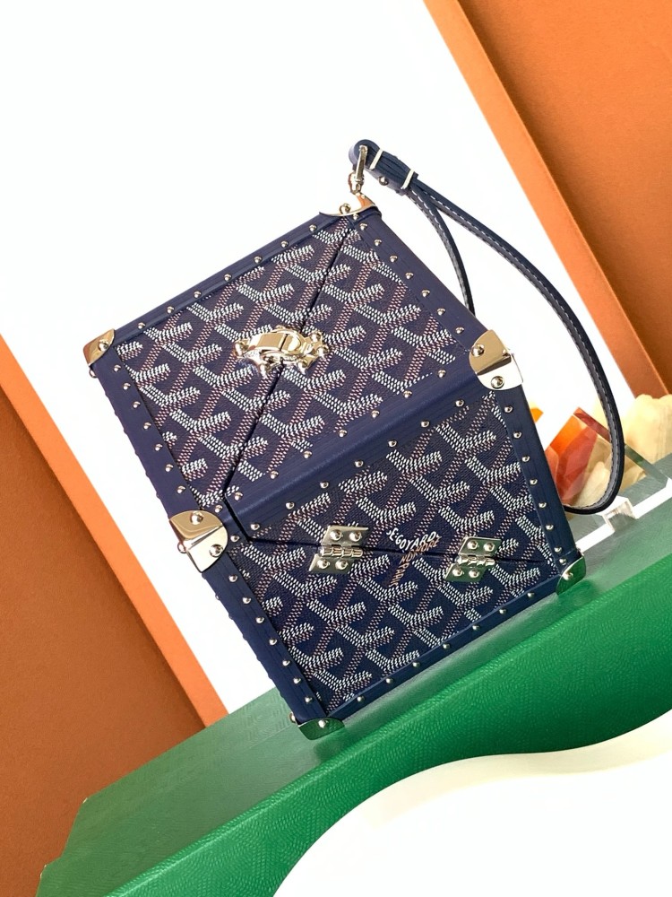 ‏LOZINES ‏GOYARD