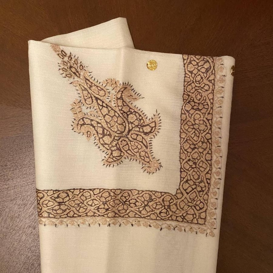 Super Kashmiri shawl