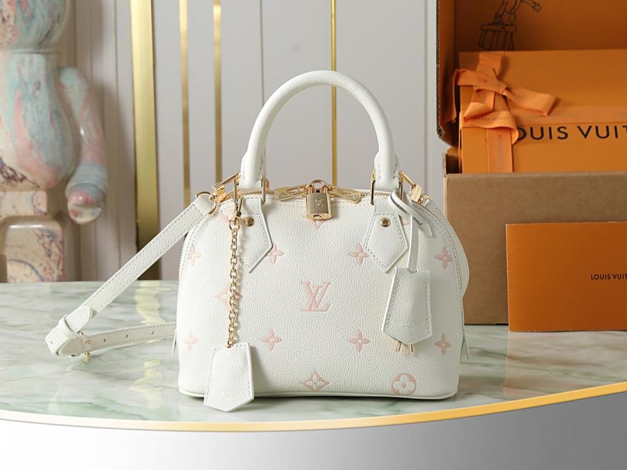LV Speedy Bandoulière 23.5cm
