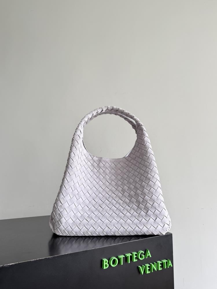 BV Campana Shoulder Bag 39cm