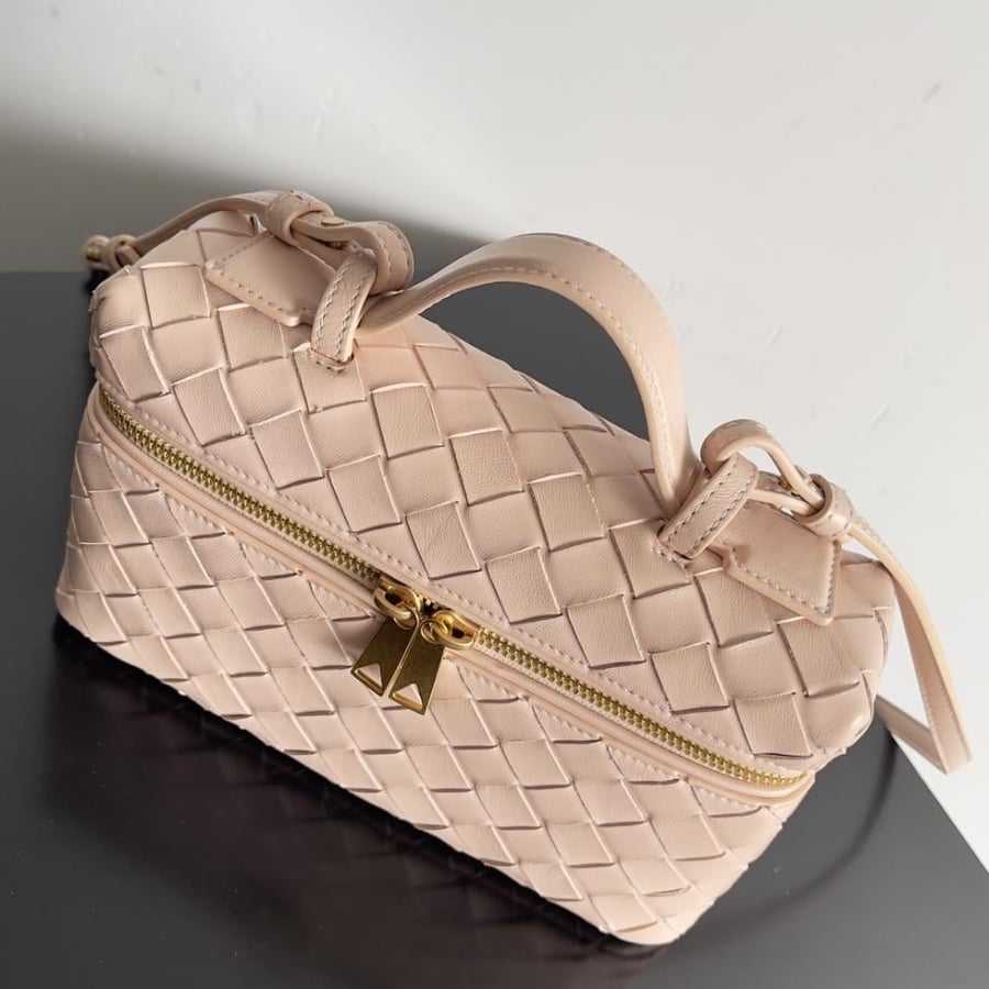 BV Vanity Case Bag 22cm