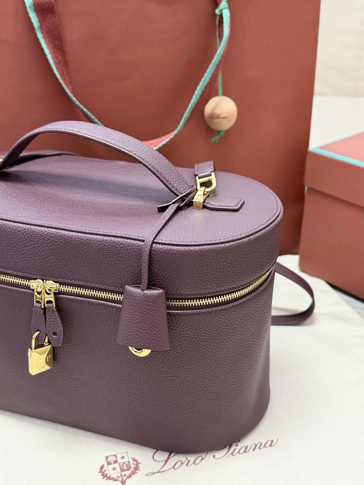 Loro Piana Large Vanity Case in Grained Leather