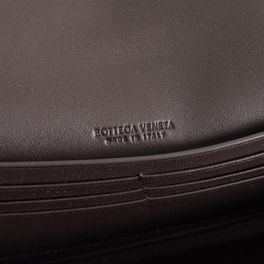 Bottega Veneta Andiamo Clutch 31cm