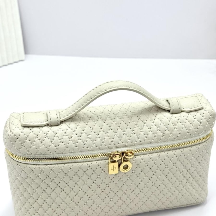 Loro Piana Extra Pocket L19 Vanity Case Collection