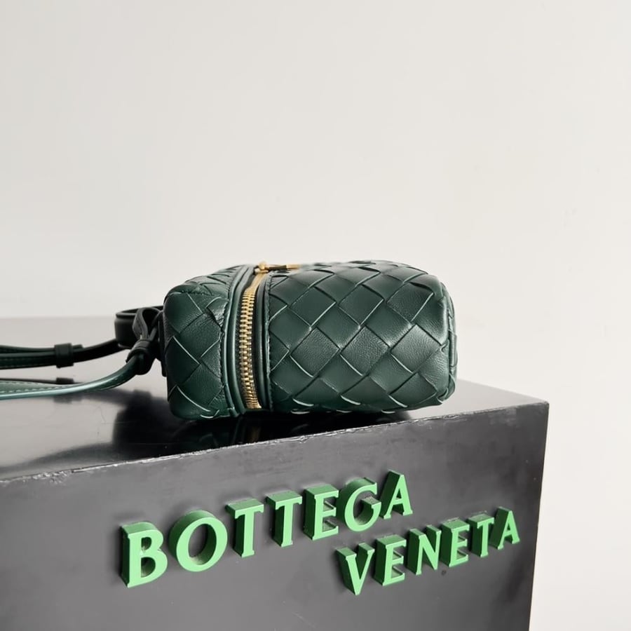 BV Vanity Case Bag 22cm