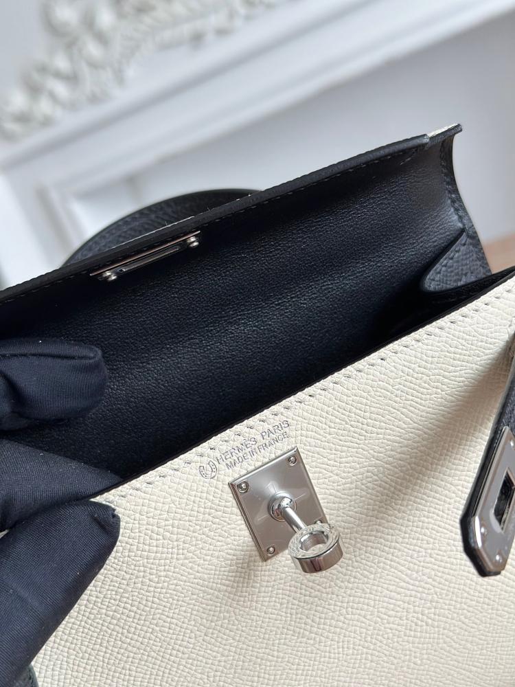 Hermes Mini Kelly II Bag 19cm - Ecru & Black / Silver Hardware