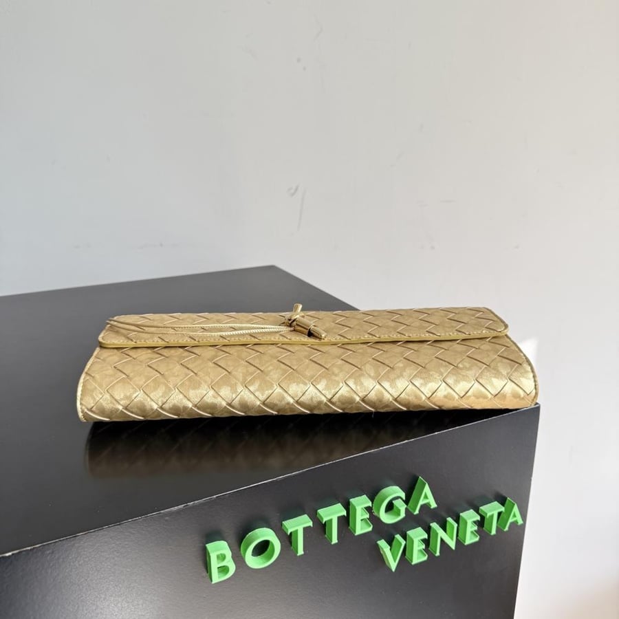 BV Andiamo Evening Clutch 31*13*3cm