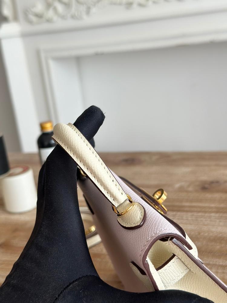 Hermes Mini Kelly II Touch Bag 19cm - Light Pink & Ecru / Gold Hardware