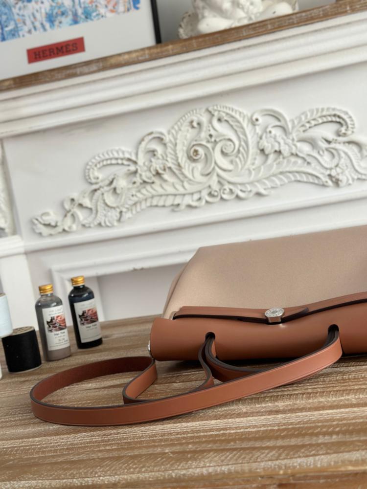 Hermes Herbag Zip 31 (Printed & Patterned Canvas Edition)