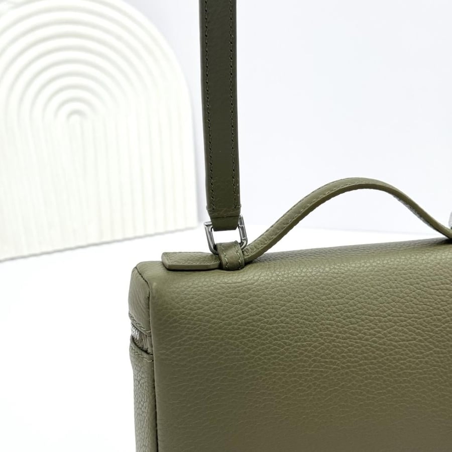 Loro Piana Extra Pocket L19 Vanity Case Collection