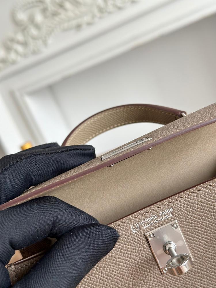 Hermes Mini Kelly II Touch Bag 19cm - Etoupe & Beige / Silver Hardware