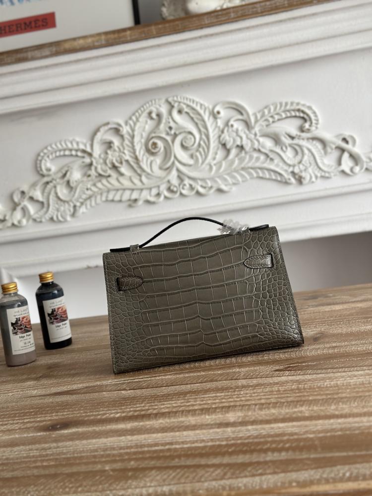 Hermes Kelly Mini Pochette 22cm