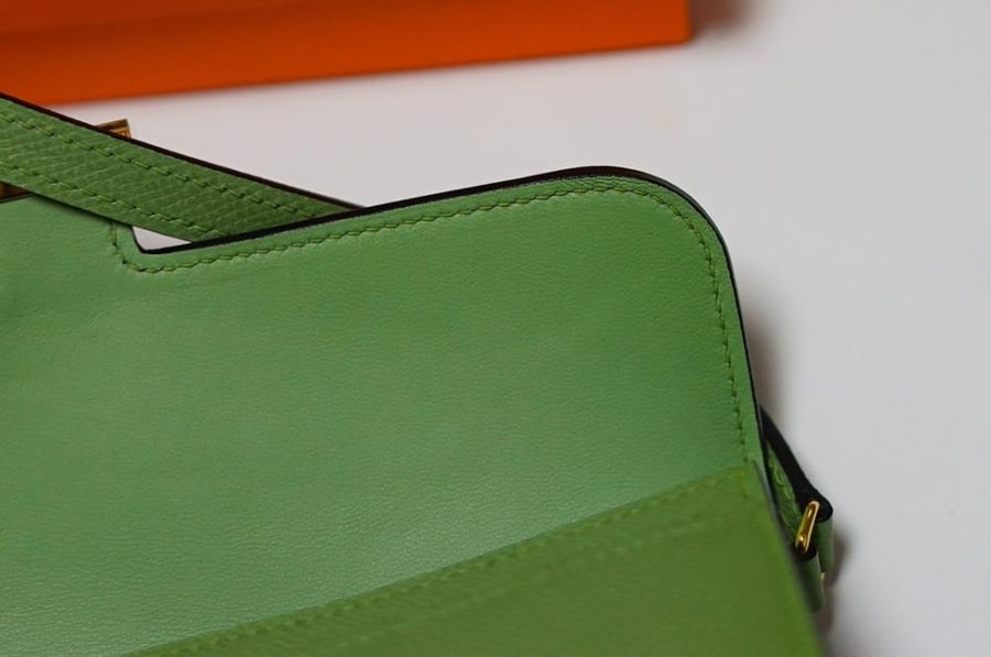 Hermes Constance To Go Wallet Bag 20cm - Olive Green / Gold Hardware