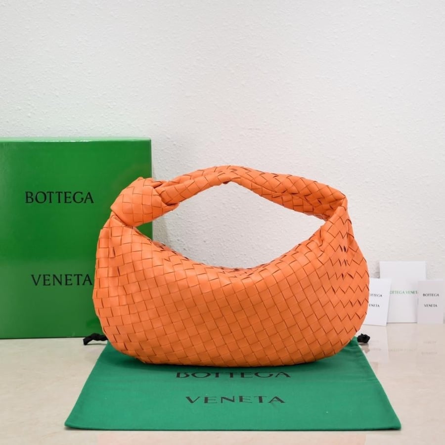BV Medium Jodie Bag 40cm