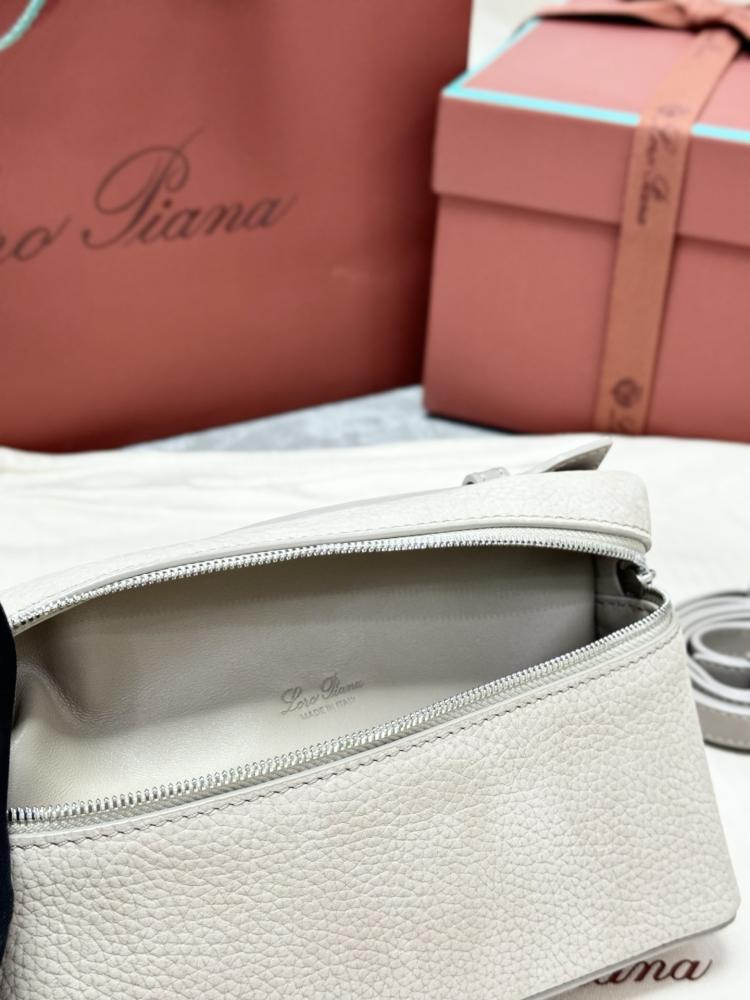 Loro Piana Extra Pocket L19 Vanity Case Collection