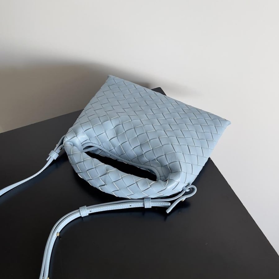 BV Mini Hop Bag 25.5cm