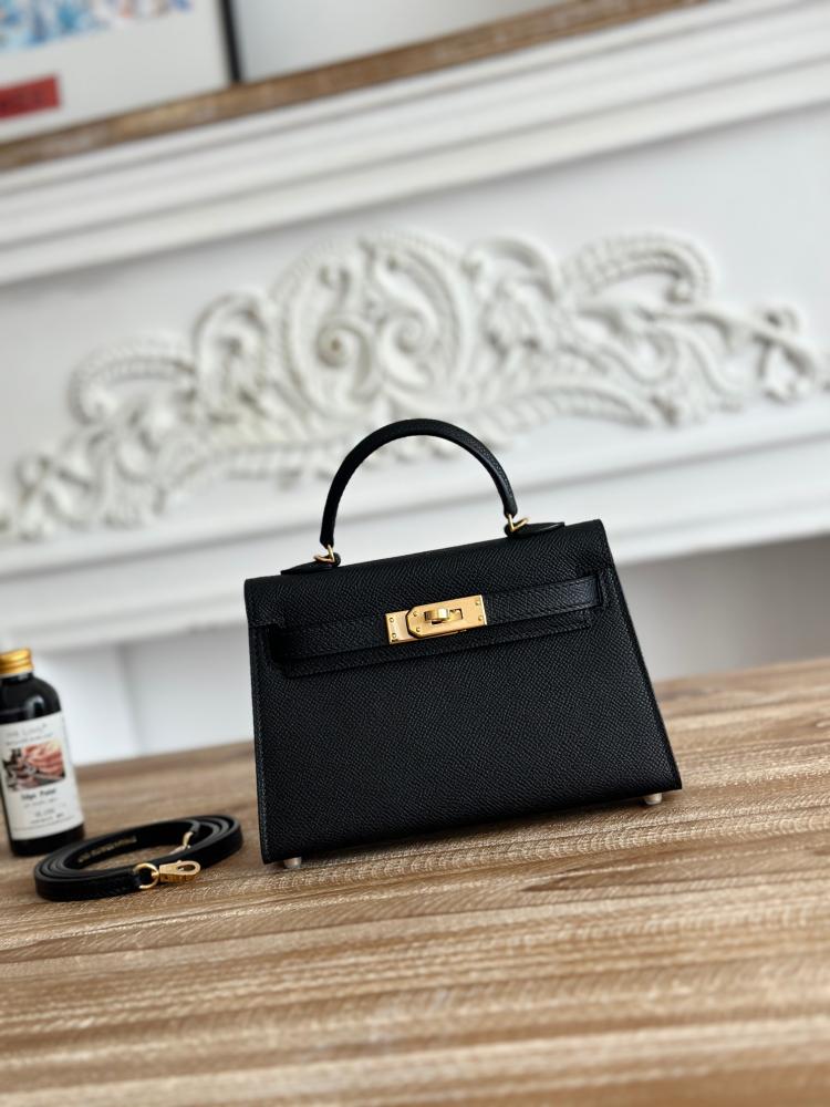 Hermes Mini Kelly II Bag 19cm - Black / Gold Hardware