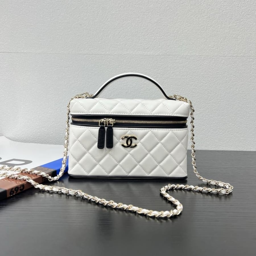 Chanel Quilted Grained Leather Vanity Case