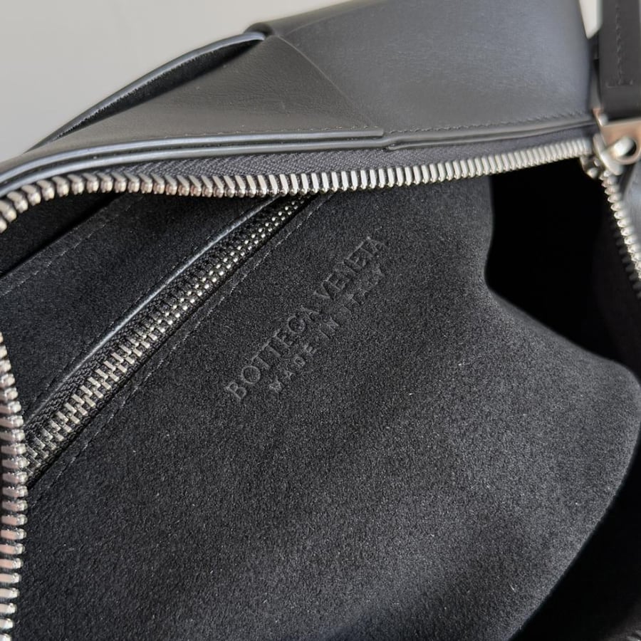 BV Small Arco Camera Bag 28cm