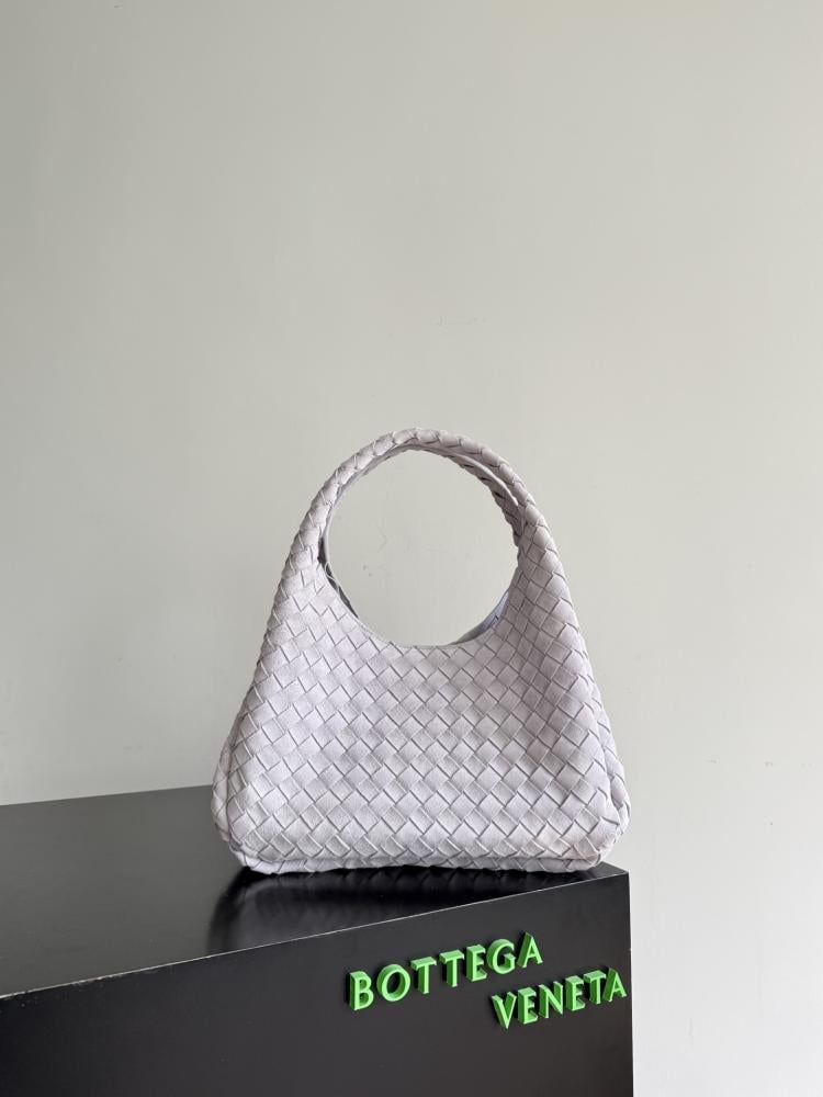 BV Campana Shoulder Bag 33cm