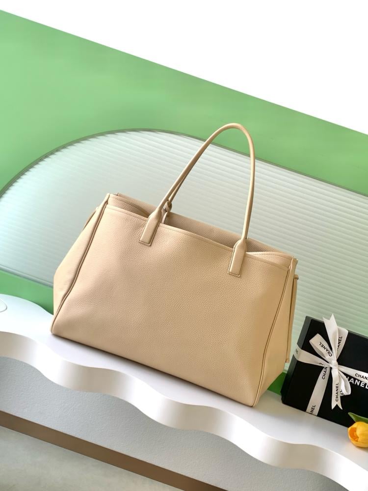 Chanel Grained Leather Tote Bag